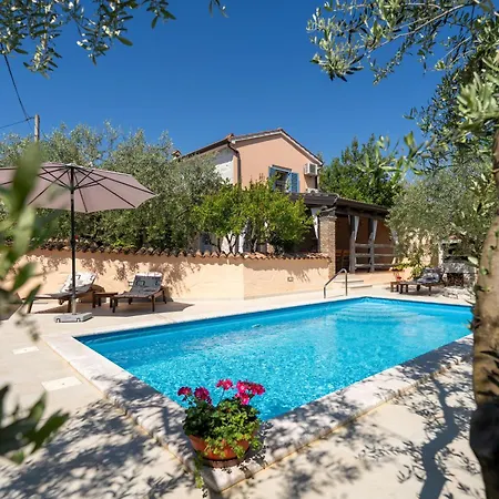 Casa Olga Mit Eigenem Pool Und Garten *