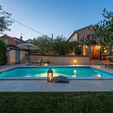 Casa Olga Mit Eigenem Pool Und Garten Tatil Evi